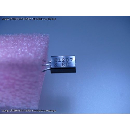 Transistor NPN 60V 2A TO-92L 2SD1207 Transistor NPN 60V 2A TO-92L 2SD1207