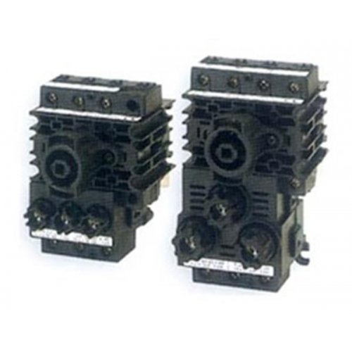 Ασφαλειοδιακόπτης φορτίου 0-1 (πλάτη) 3P 32A XNF323B Ασφαλειοδιακόπτης φορτίου 0-1 (πλάτη) 3P 32A XNF323B